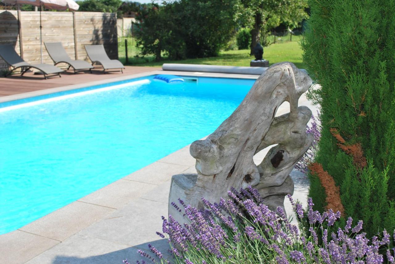 Chambres D Hotes ,Hotel ,Secret D'Une Nuit A Vicq Pres De Onnaing,Avec Piscine Kültér fotó