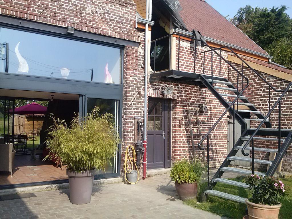 Chambres D Hotes ,Hotel ,Secret D'Une Nuit A Vicq Pres De Onnaing,Avec Piscine Kültér fotó