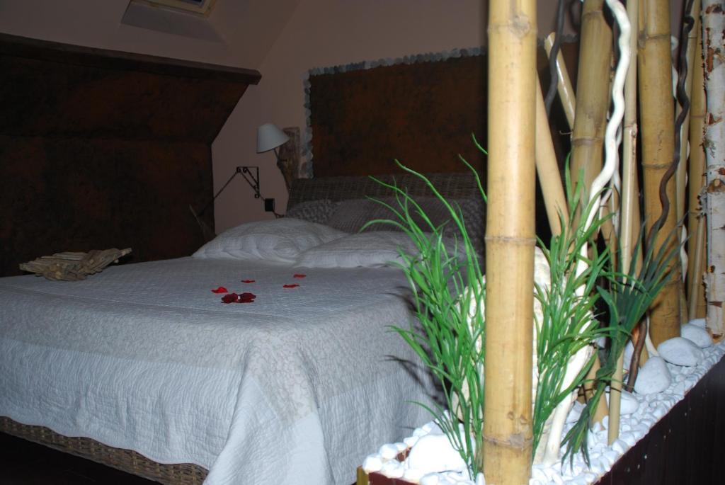 Chambres D Hotes ,Hotel ,Secret D'Une Nuit A Vicq Pres De Onnaing,Avec Piscine Kültér fotó